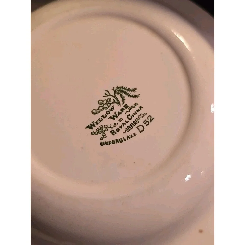 Vintage Royal China Willow Ware Red Noodle Bowl 8.5